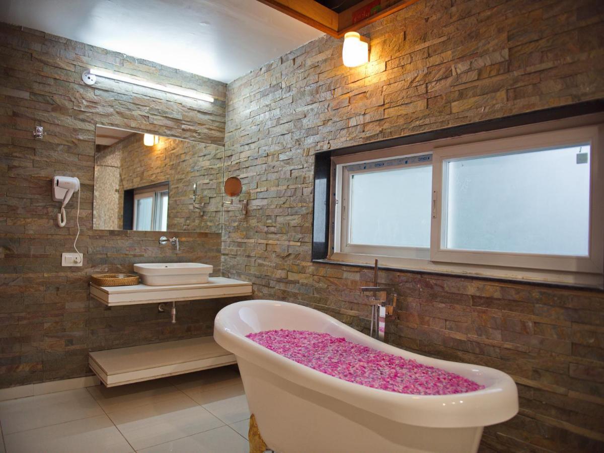 Wild Rose Resort And Spa بوشكار المظهر الخارجي الصورة